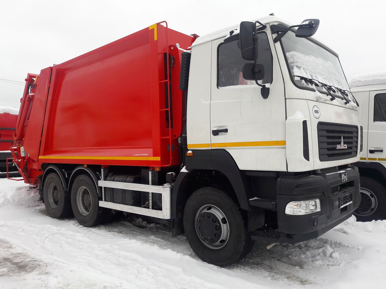 Мусоровоз HIDRO-MAK объемом 18 куб.м. на шасси МАЗ 6501С5